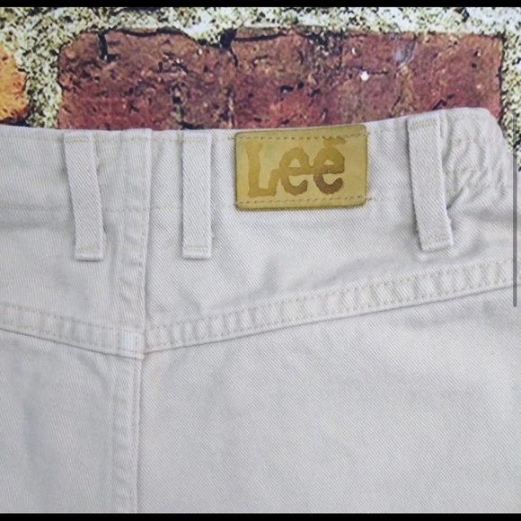 Vintage 90's Lee High Waisted Denim Shorts 27 - Picture 4 of 6